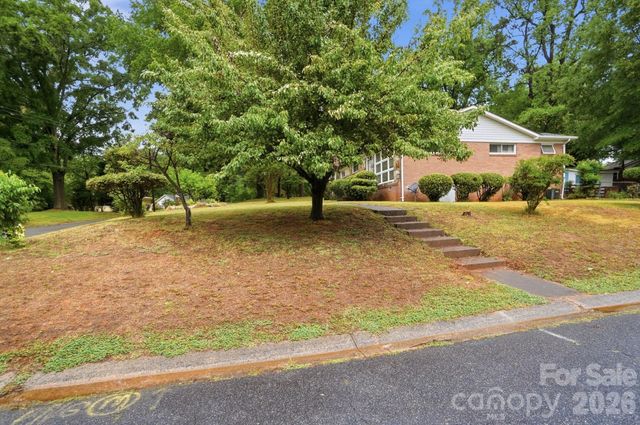 6239 Netherwood Drive, Charlotte, NC 28210