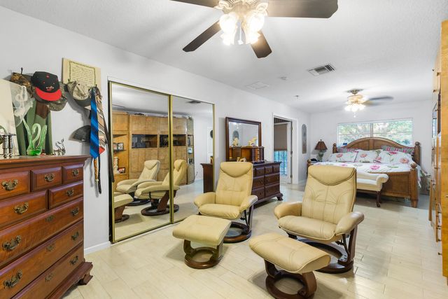 8862 Estate Drive, West Palm Beach, FL 33411