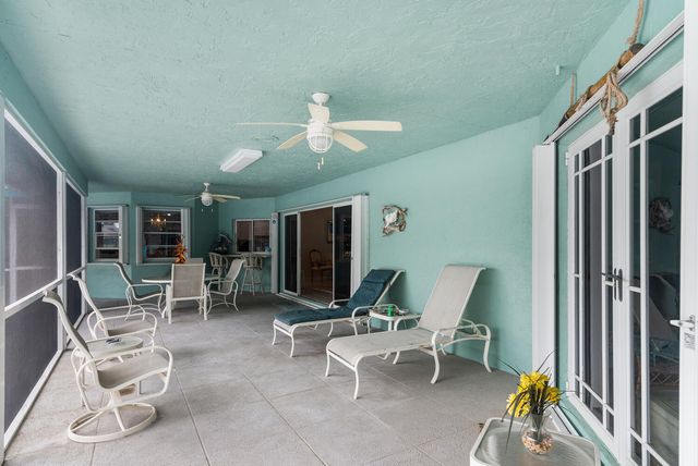 8862 Estate Drive, West Palm Beach, FL 33411