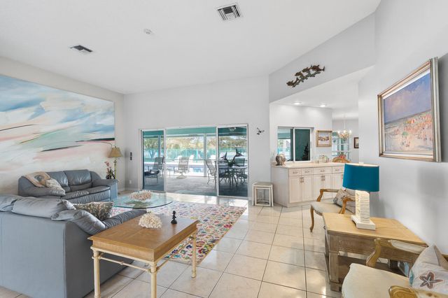 8862 Estate Drive, West Palm Beach, FL 33411