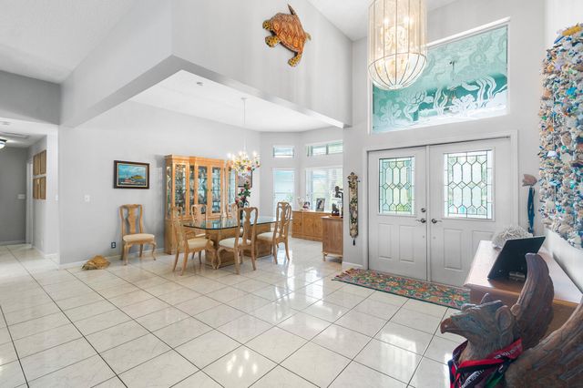 8862 Estate Drive, West Palm Beach, FL 33411