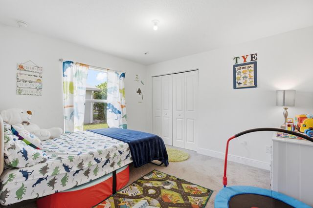 1174 SW Edinburgh Drive, Port St. Lucie, Port St Lucie, FL 34953