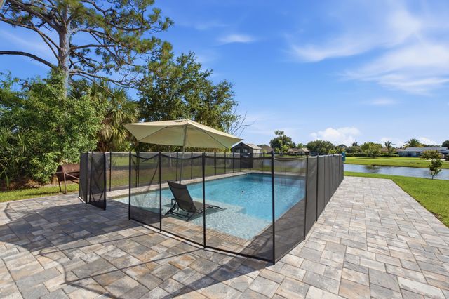 1174 SW Edinburgh Drive, Port St. Lucie, Port St Lucie, FL 34953