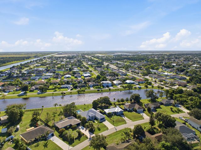 1174 SW Edinburgh Drive, Port St. Lucie, Port St Lucie, FL 34953