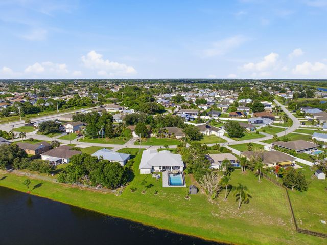1174 SW Edinburgh Drive, Port St. Lucie, Port St Lucie, FL 34953