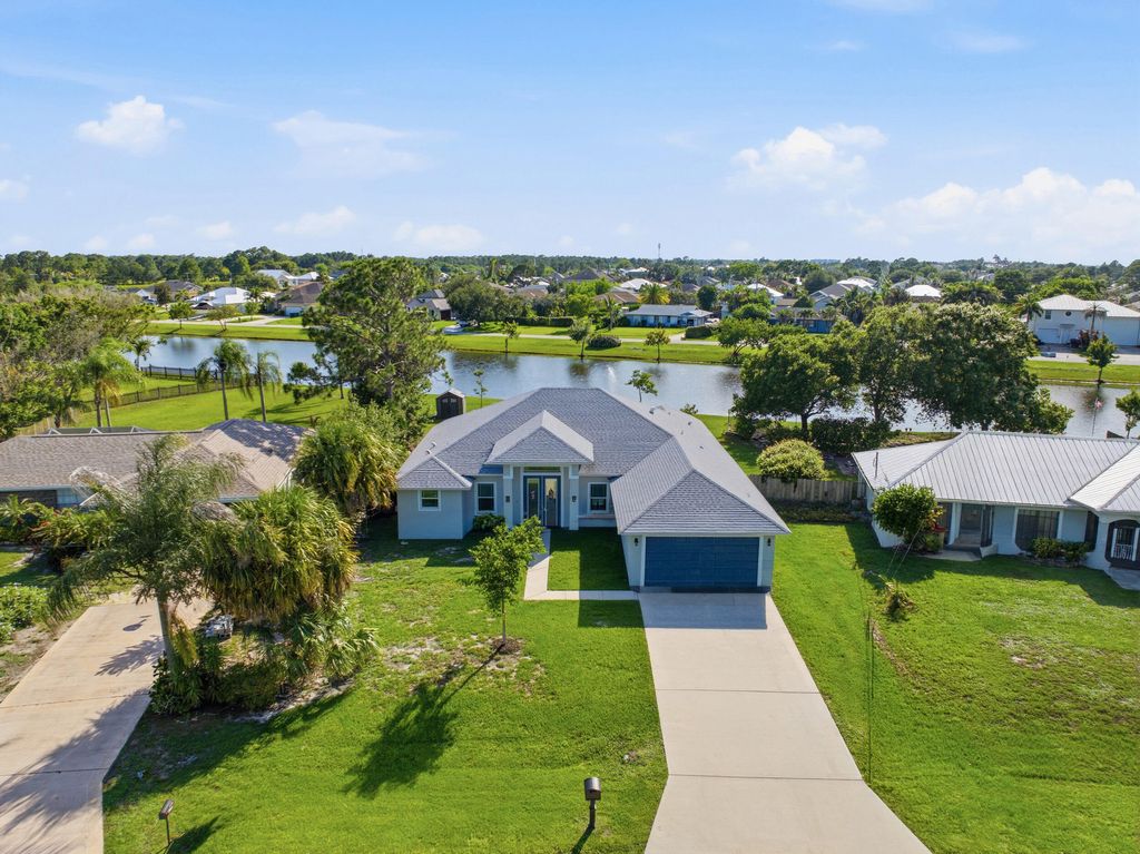 1174 SW Edinburgh Drive, Port St. Lucie, Port St Lucie, FL 34953