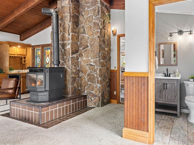 1352 Alpenglow Ln, Estes Park, CO 80517