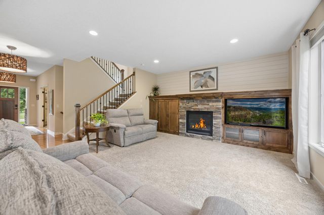 13538 Guadalcanal Street NE, Andover, MN 55304