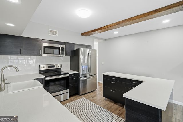 614 Palmetto Street, St. Simons, GA 31522