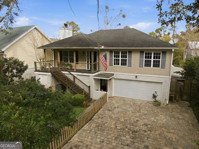 614 Palmetto Street, St. Simons, GA 31522