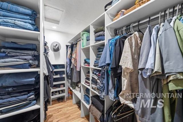 7236 Cherry Ln, Nampa, ID 83687