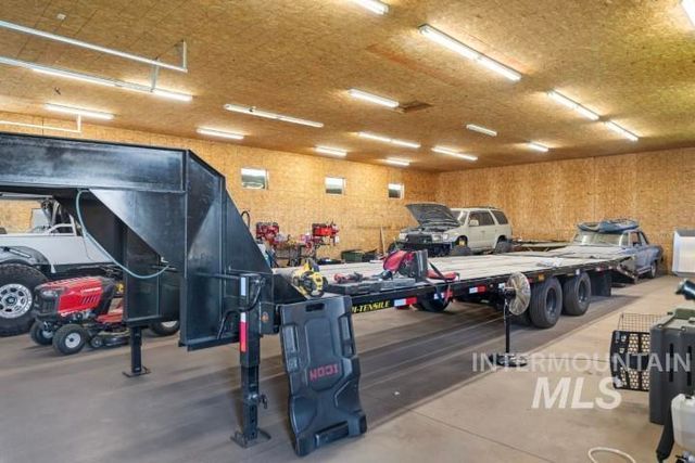 7236 Cherry Ln, Nampa, ID 83687