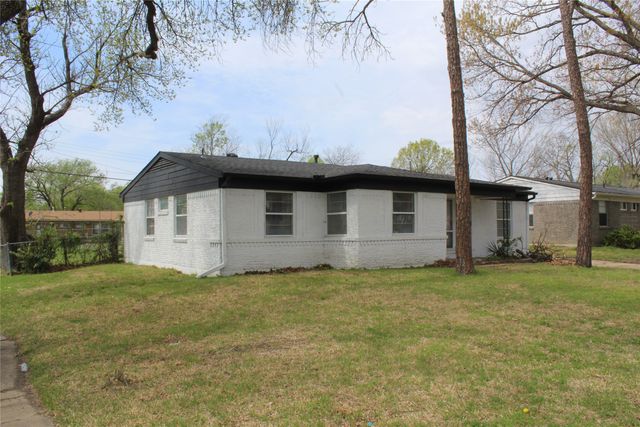 4801 Salem Drive, Mesquite, TX 75150
