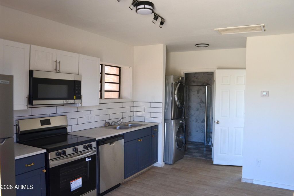 711 E 4TH Street, Casa Grande, AZ 85122 — photo 2