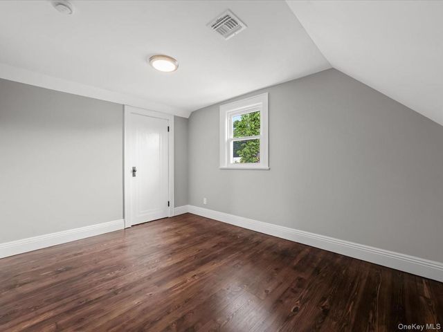 45 Edgewood Road, Rockville Centre, NY 11570
