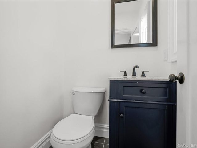 45 Edgewood Road, Rockville Centre, NY 11570