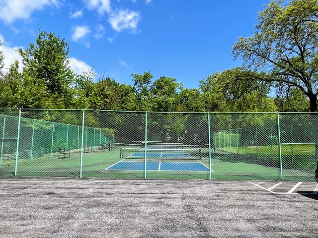 3439 VOLLMER Road 108, Flossmoor, IL 60422