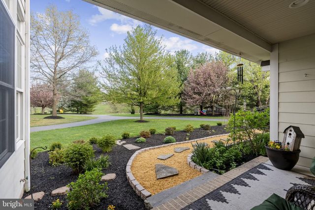 837 BALLSTOWN RD, Lititz, PA 17543