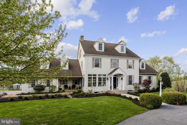 837 BALLSTOWN RD, Lititz, PA 17543