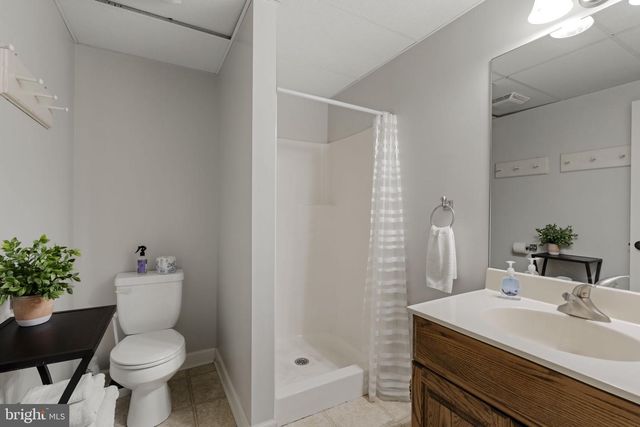 837 BALLSTOWN RD, Lititz, PA 17543