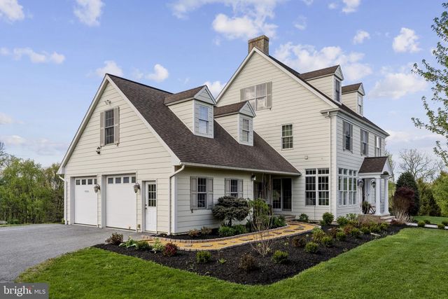 837 BALLSTOWN RD, Lititz, PA 17543