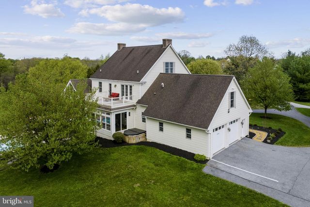837 BALLSTOWN RD, Lititz, PA 17543