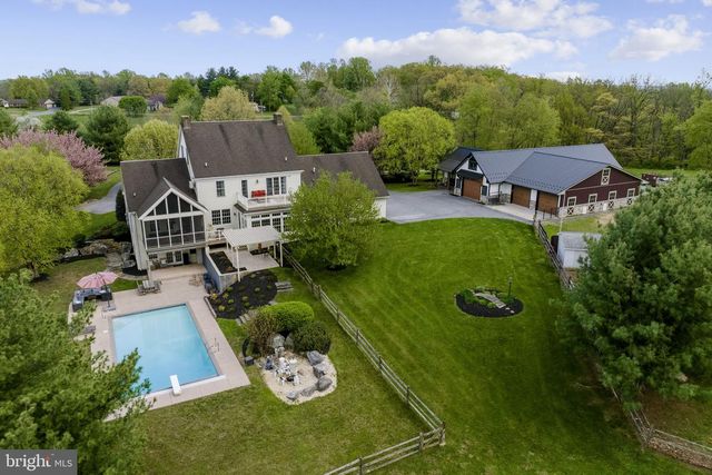 837 BALLSTOWN RD, Lititz, PA 17543