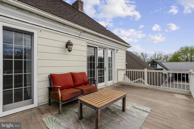 837 BALLSTOWN RD, Lititz, PA 17543