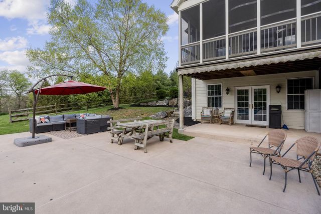 837 BALLSTOWN RD, Lititz, PA 17543