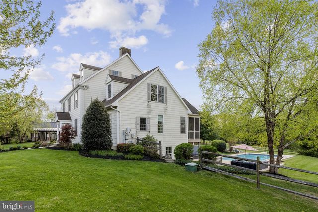 837 BALLSTOWN RD, Lititz, PA 17543