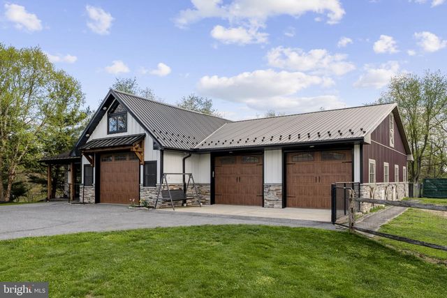 837 BALLSTOWN RD, Lititz, PA 17543