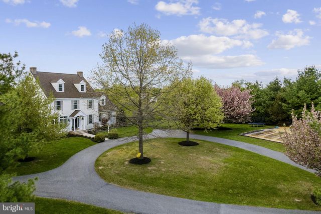 837 BALLSTOWN RD, Lititz, PA 17543