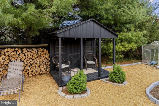837 BALLSTOWN RD, Lititz, PA 17543