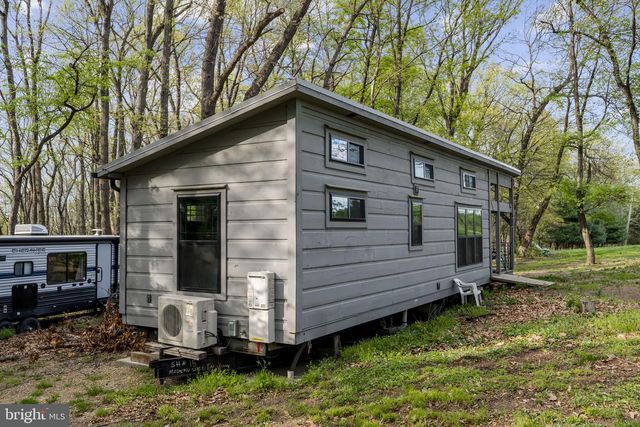 837 BALLSTOWN RD, Lititz, PA 17543