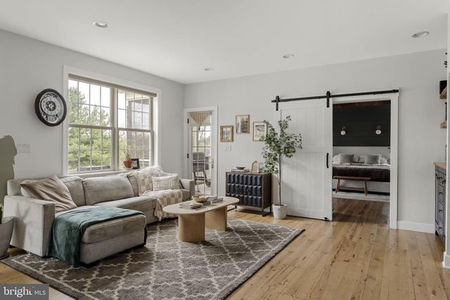 837 BALLSTOWN RD, Lititz, PA 17543