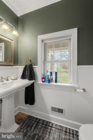 837 BALLSTOWN RD, Lititz, PA 17543