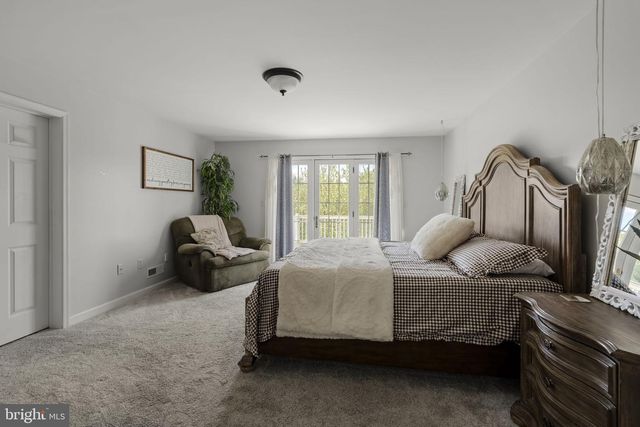 837 BALLSTOWN RD, Lititz, PA 17543
