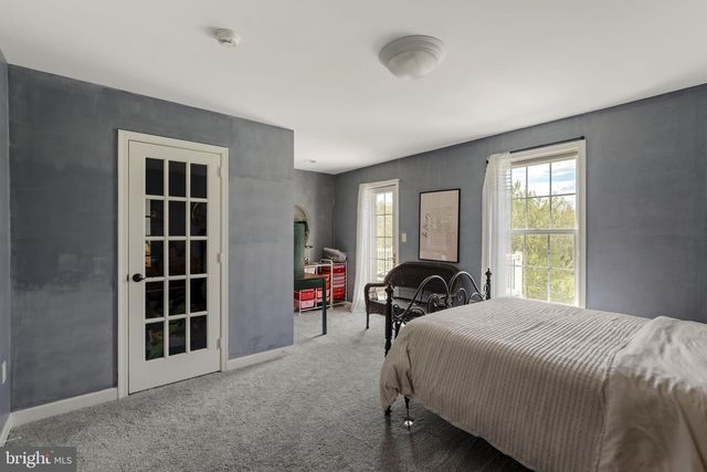 837 BALLSTOWN RD, Lititz, PA 17543