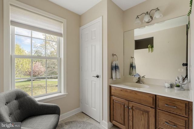 837 BALLSTOWN RD, Lititz, PA 17543