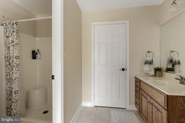 837 BALLSTOWN RD, Lititz, PA 17543