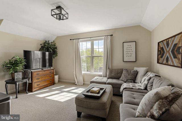 837 BALLSTOWN RD, Lititz, PA 17543