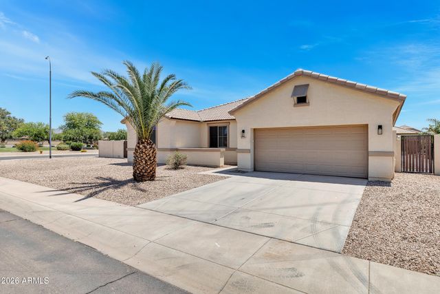 2951 E LINDRICK Drive, Chandler, AZ 85249