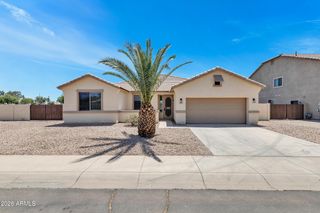 2951 E LINDRICK Drive, Chandler, AZ 85249