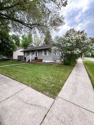 1603 5TH Street S, Moorhead, MN 56560