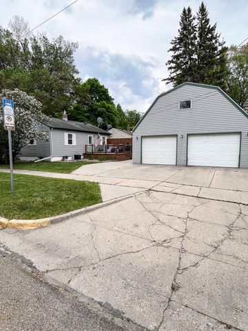 1603 5TH Street S, Moorhead, MN 56560