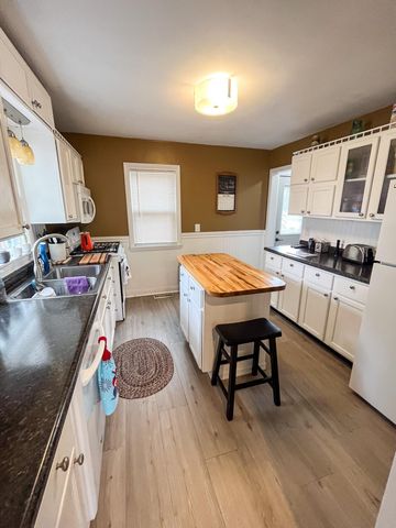 1603 5TH Street S, Moorhead, MN 56560