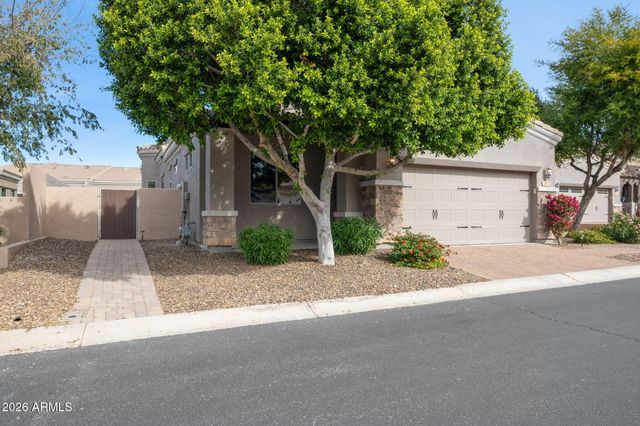 6202 E MCKELLIPS Road 107, Mesa, AZ 85215