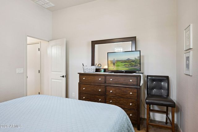 6202 E MCKELLIPS Road 107, Mesa, AZ 85215