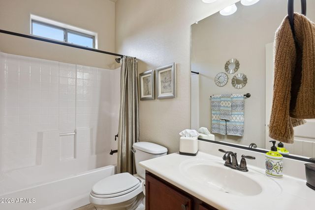 6202 E MCKELLIPS Road 107, Mesa, AZ 85215