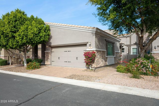 6202 E MCKELLIPS Road 107, Mesa, AZ 85215